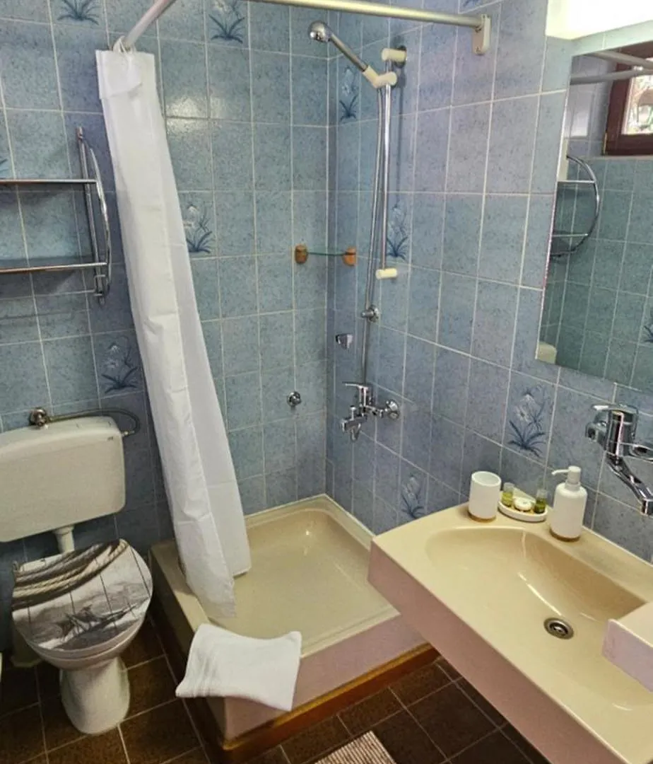 Pansion 8 Ferala Hotel Novigrad  0*, Novigrad (Dalmatia) Kroatië
